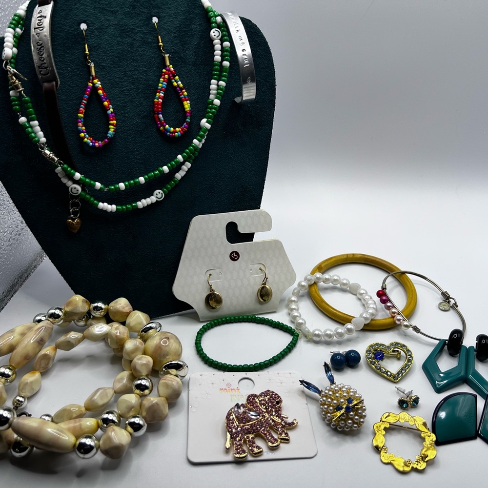 Colorful Beaded Jewelry Set